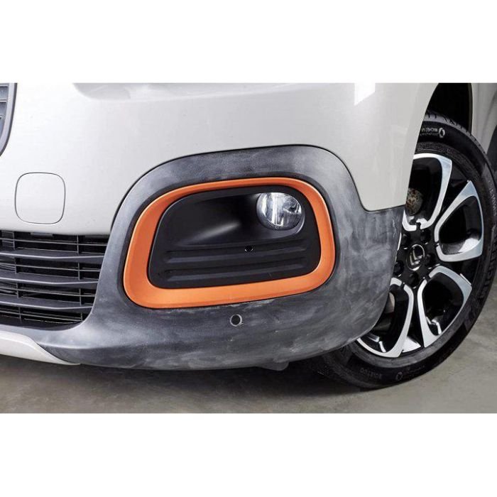 Чернитель пластика с аппликатором 100 мл SONAX Plastic New Black (409100)