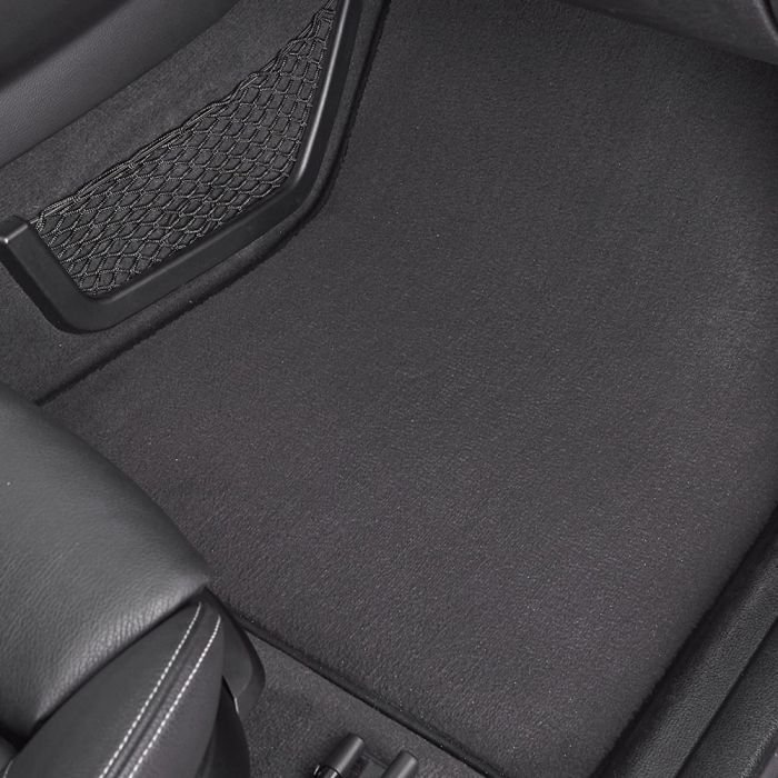 Очиститель-пятновыводитель SONAX Xtreme Auto Innen Reiniger 500 мл (221241)