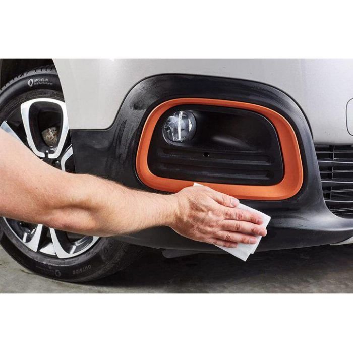 Чернитель пластика с аппликатором 100 мл SONAX Plastic New Black (409100)