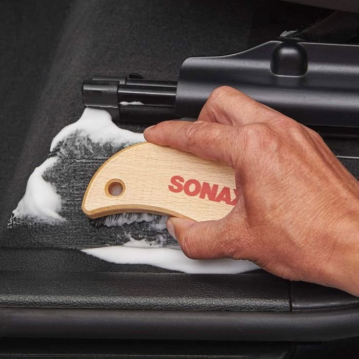 Щетка для чистки текстиля и гладкой кожи SONAX Textile+Leather Brush (416741)