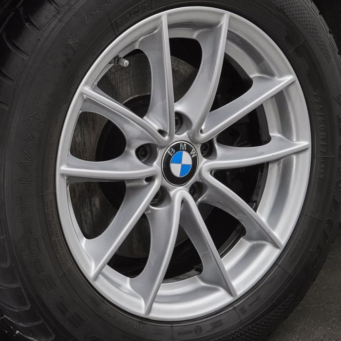 Бескислотный очиститель легкосплавных и стальных дисков 500 мл SONAX XTREME Wheel Cleaner PLUS (230200)