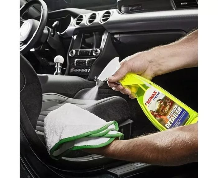 Очиститель интерьера салона Sonax Xtreme Detailer 750 мл (220400)